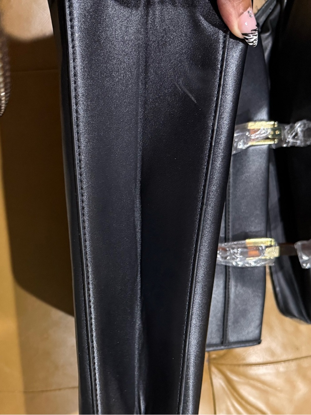 Black Leather Tote Bag - Picture 2 of 4